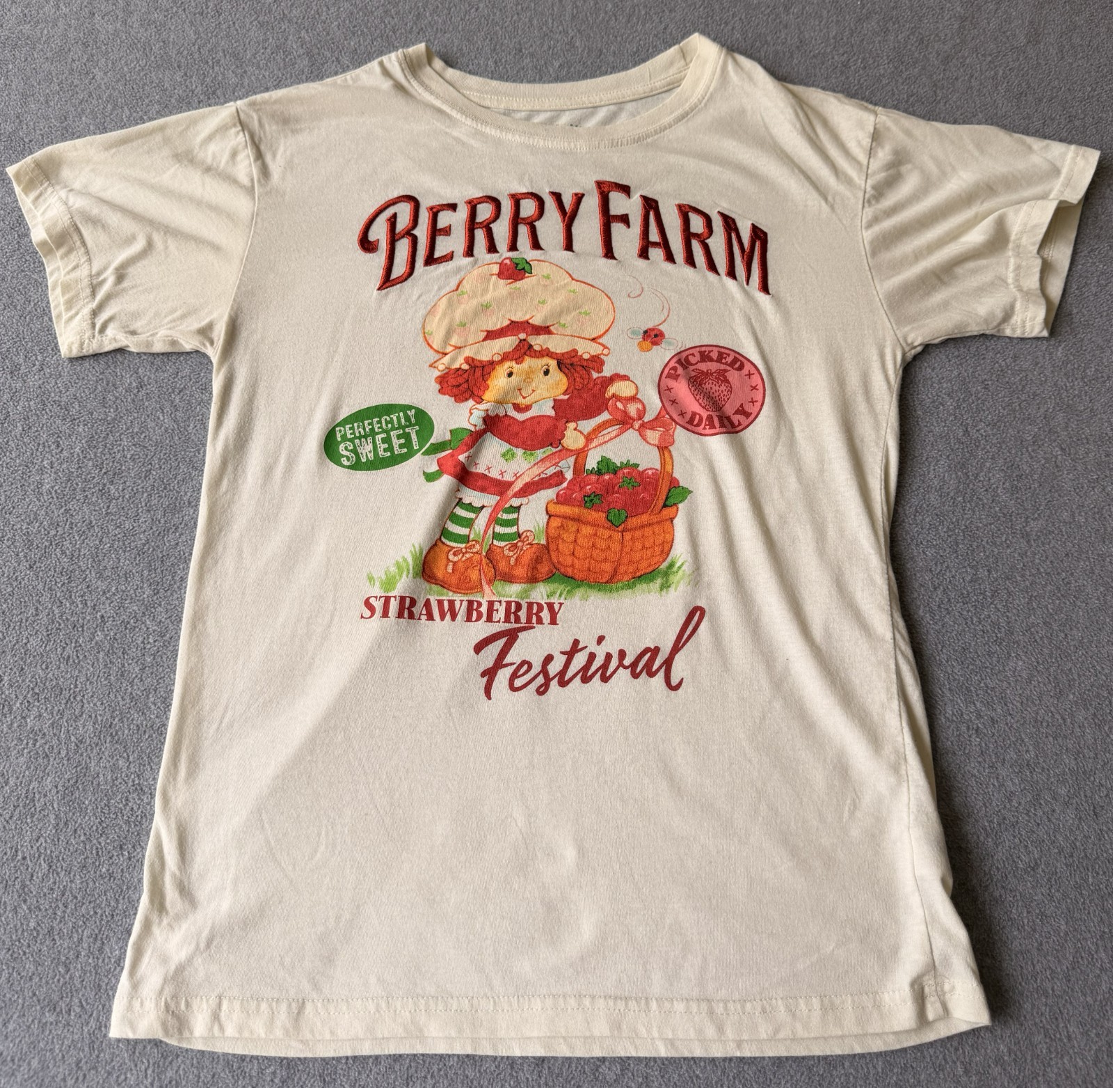 Strawberry Shortcake Berry Farm Graphic Tee Embroidered Cream Youth L Adult XS