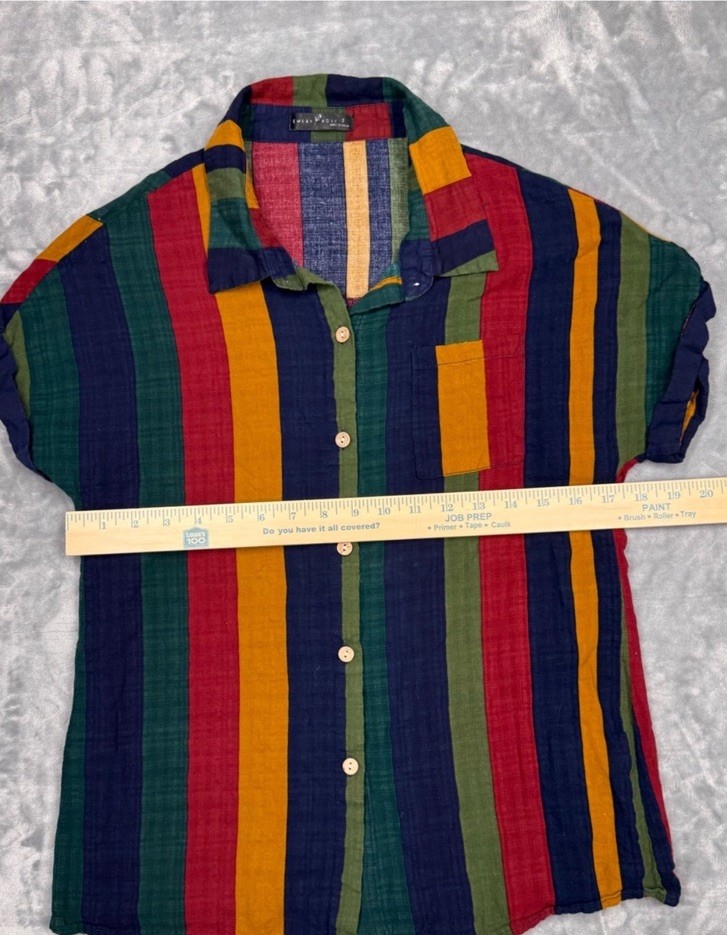 Emery Rose Regular Fit Button-Up Shirt S Short Sleeve Pockets Stripe Cotton
