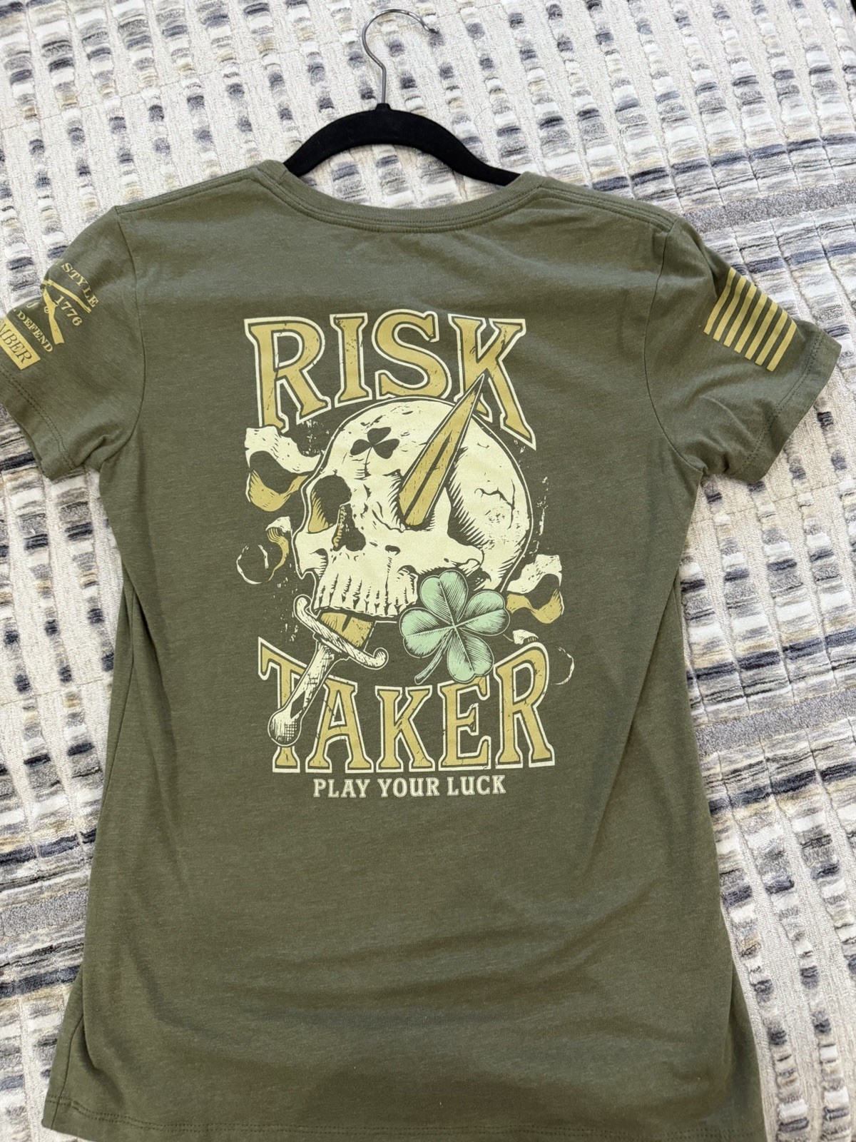 Grunt Style Women’s M Green Military Graphic Print Crew Neck Short Sleeve Tee