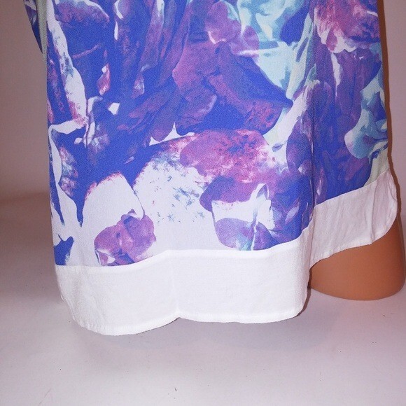 Apt 9 Blouse Womens Large White Purple Floral Bust 23″ Length 26″ Knit 95% Rayon