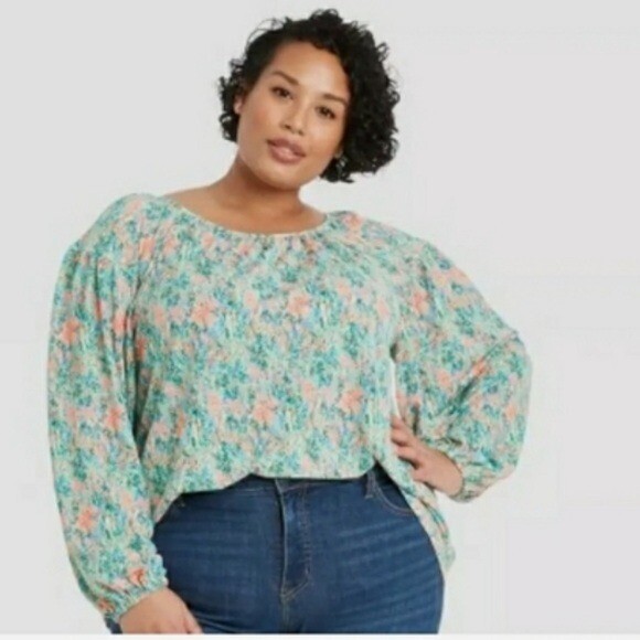 Ava & Viv women’s Multicolor Casual Fit Below Hip Long Sleeve pullover Crew Neck