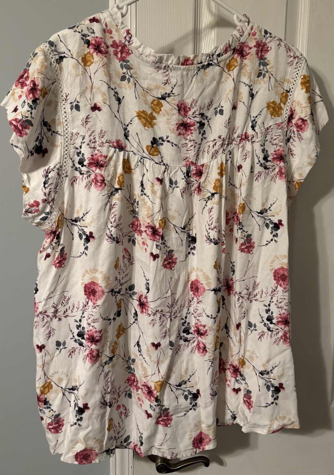 Buffalo David Bitton Floral Printed Jacquard Flutter Sleeve Blouse Size XL NWT