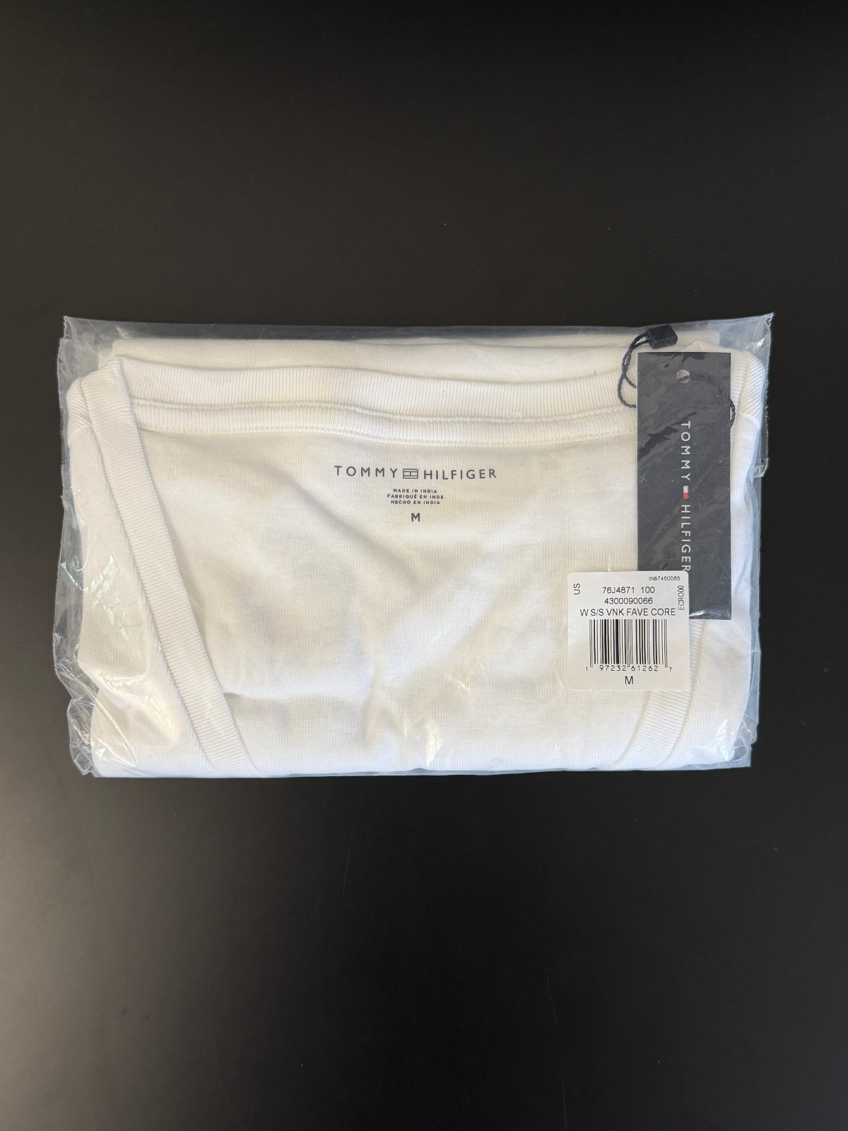 Tommy Hilfiger Women’s Short Sleeve V-Neck Solid Cotton Tee M White New