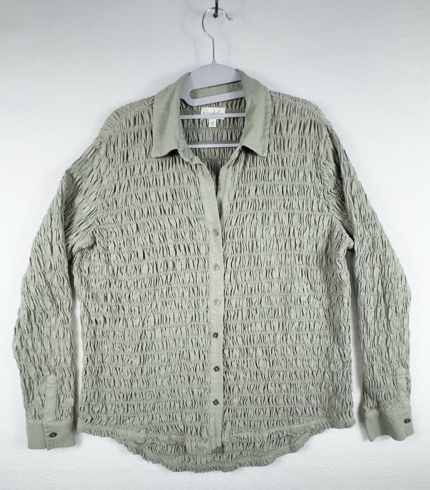 Wonderly Sage Green Textured Button Front Shirt Medium M Ruched Stretch Casual
