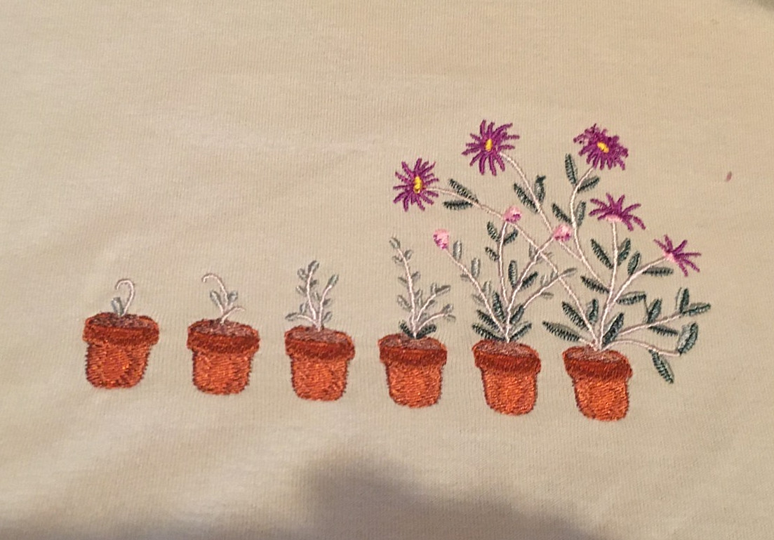 Jerzees pale green cotton/poly tee, embroidered plants, woman’s size XL