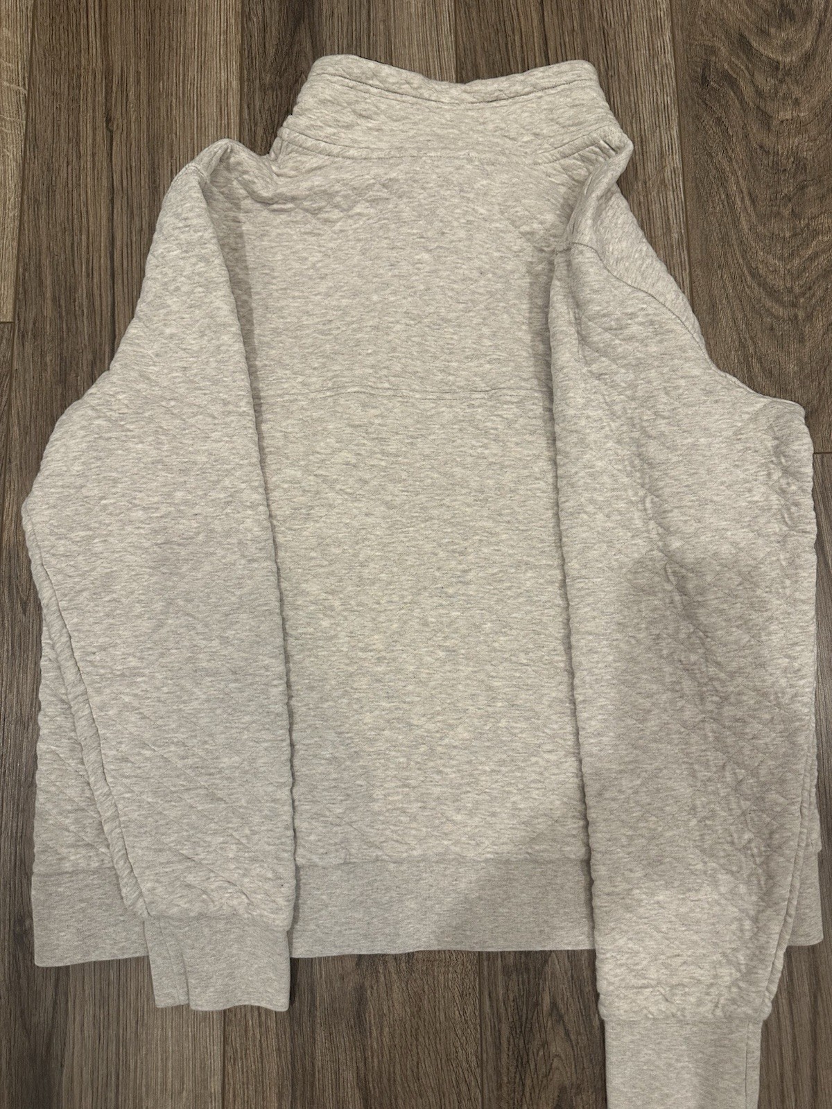 Patagonia Women’s Organic Cotton 1/4 Snap Button Quilted Pullover Cream/Navy- XL