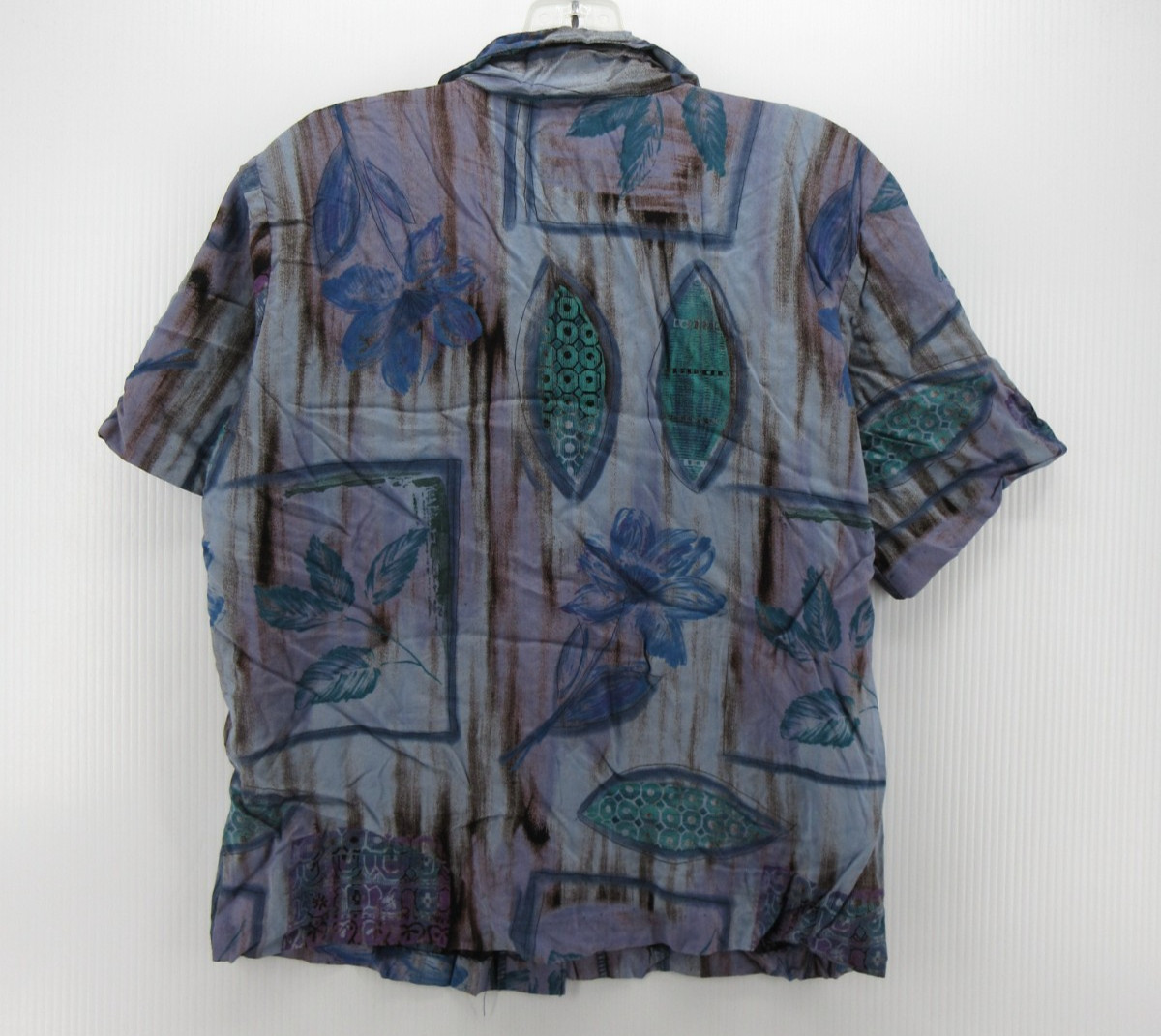 VINTAGE Young Hawaii Top Women Medium Purple Hawaiian Shirt Abstract Floral Camp