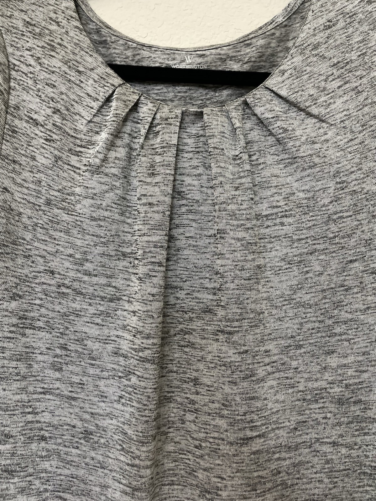 Worthington Petite PM Blouse Short Sleeve Pleated Neck Heather Gray