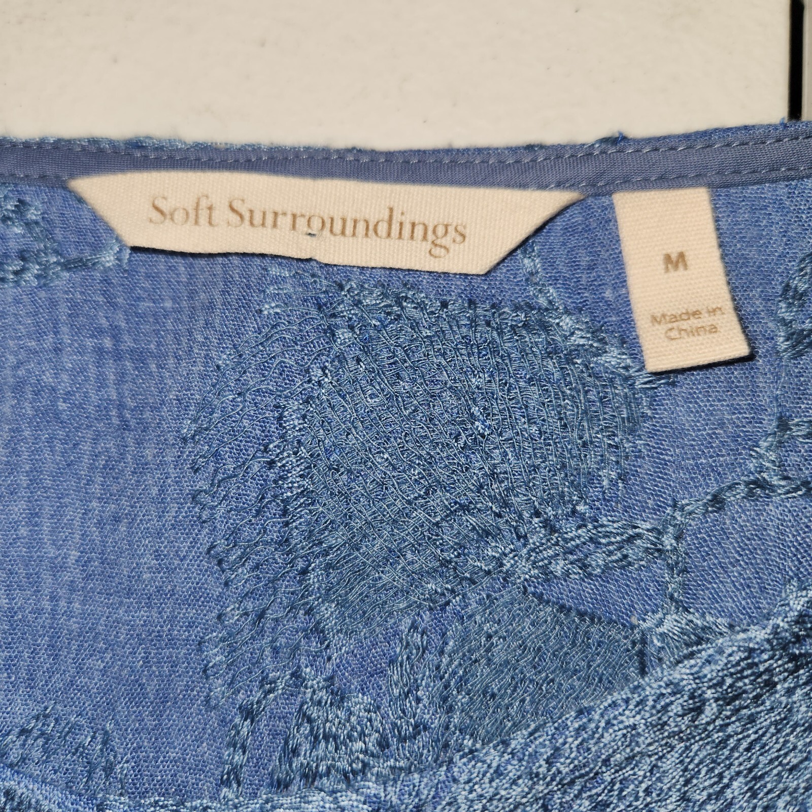 Soft Surroundings M Round Neck Embroidered Cecile Tunic in Deep Water Blue 0819