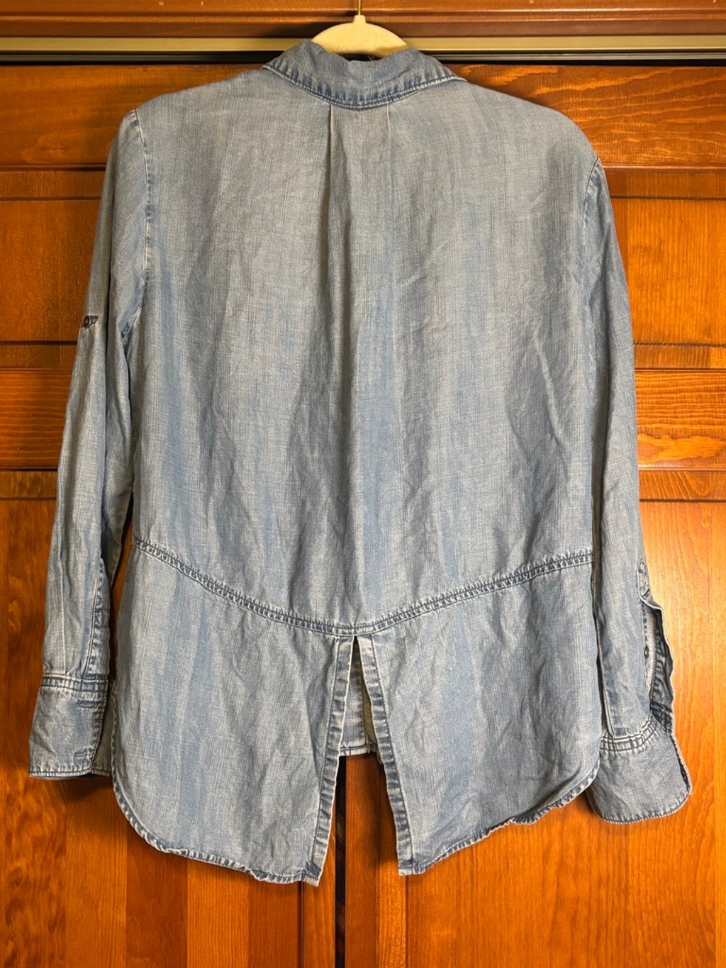 Cloth & Stone Tencel Chambray Button Down Shirt Split Back Roll Tab Sleeves W S