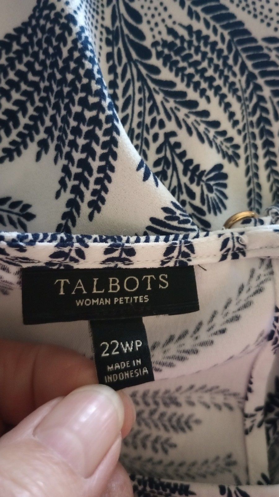 Talbots Women’s 22WP Tunic White With Blue Palm Tree Pattern