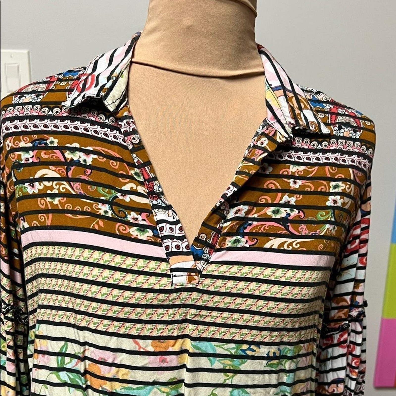 Wanitta Multicolor Striped Floral Top