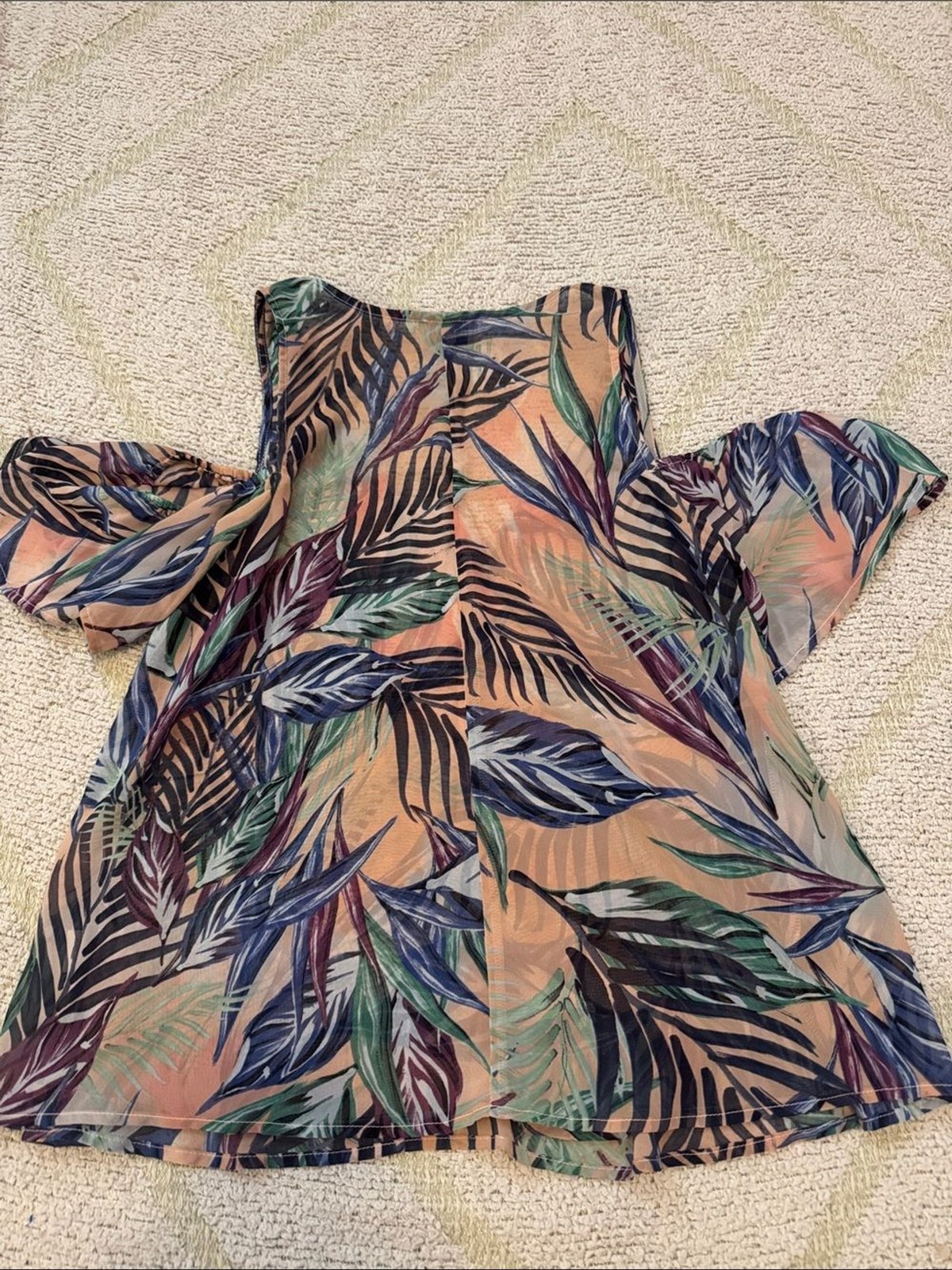 Show me your Mumu Tropical Leaf Print Flutter Sleeve Blouse Small