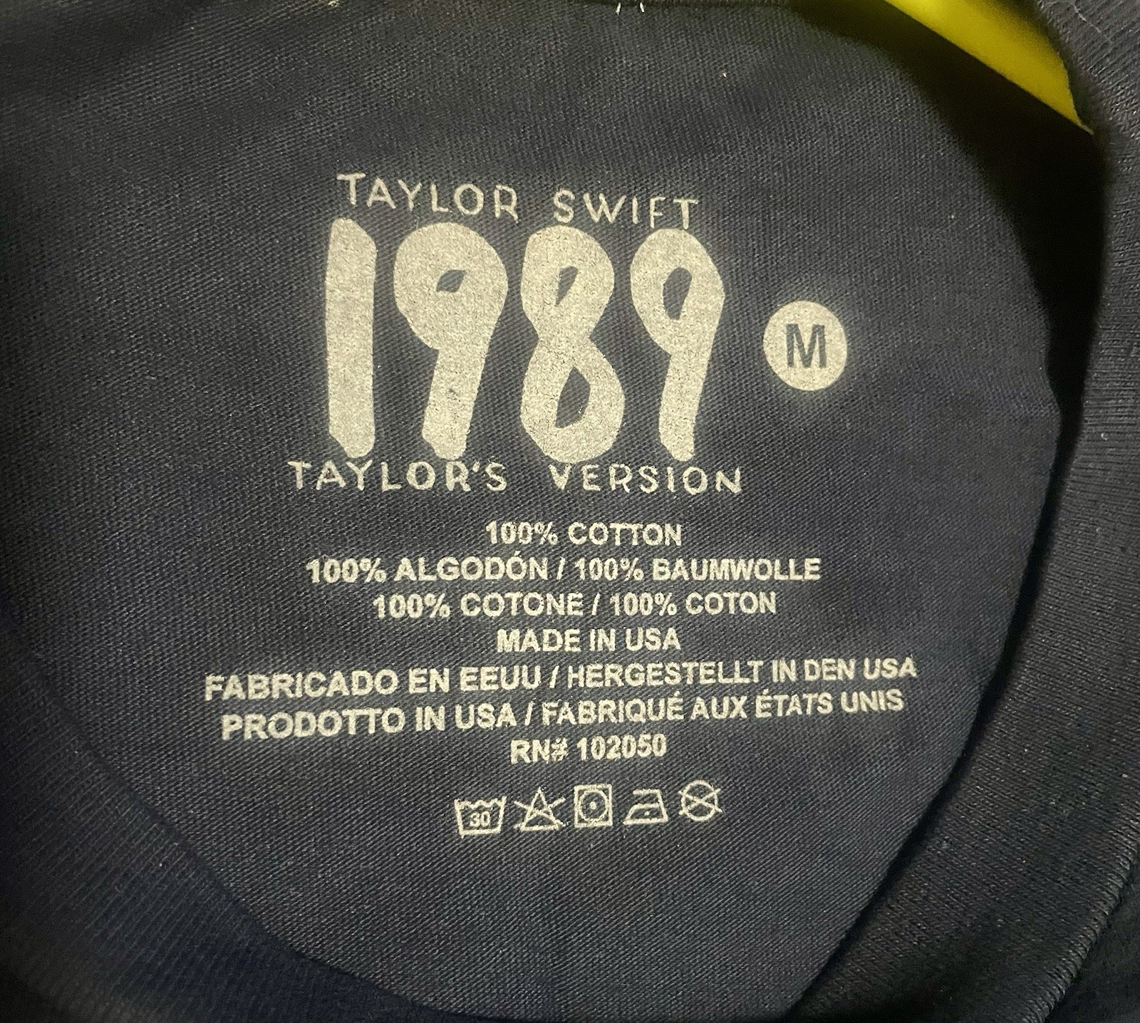 Taylor Swift 1989 Seagulls Tee Shirt Medium Blue New NIP Sold Out Rare