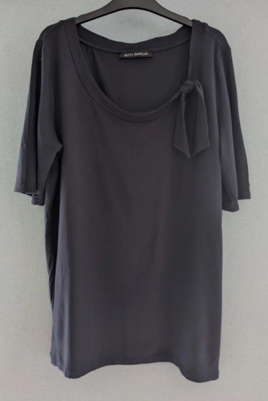 BETTY BARCLAY Navy Viscose T-shirt Top Size UK 14 VGC