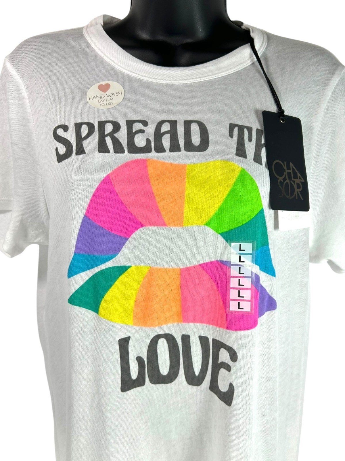 CHASER Spread The Love Tee Sz L White Rainbow Lips Graphic Print Cotton Top Y2K