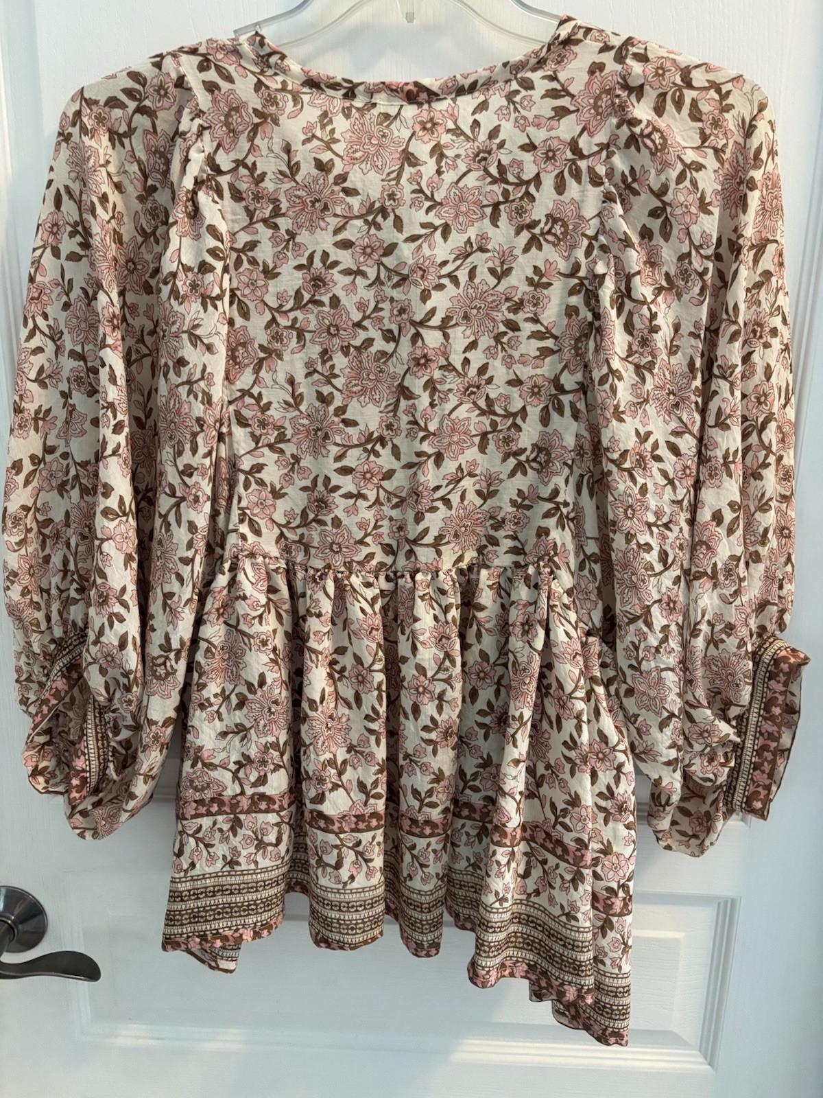 By The River Boho Style Blouse Cream wBrown & Pink Floral Size M