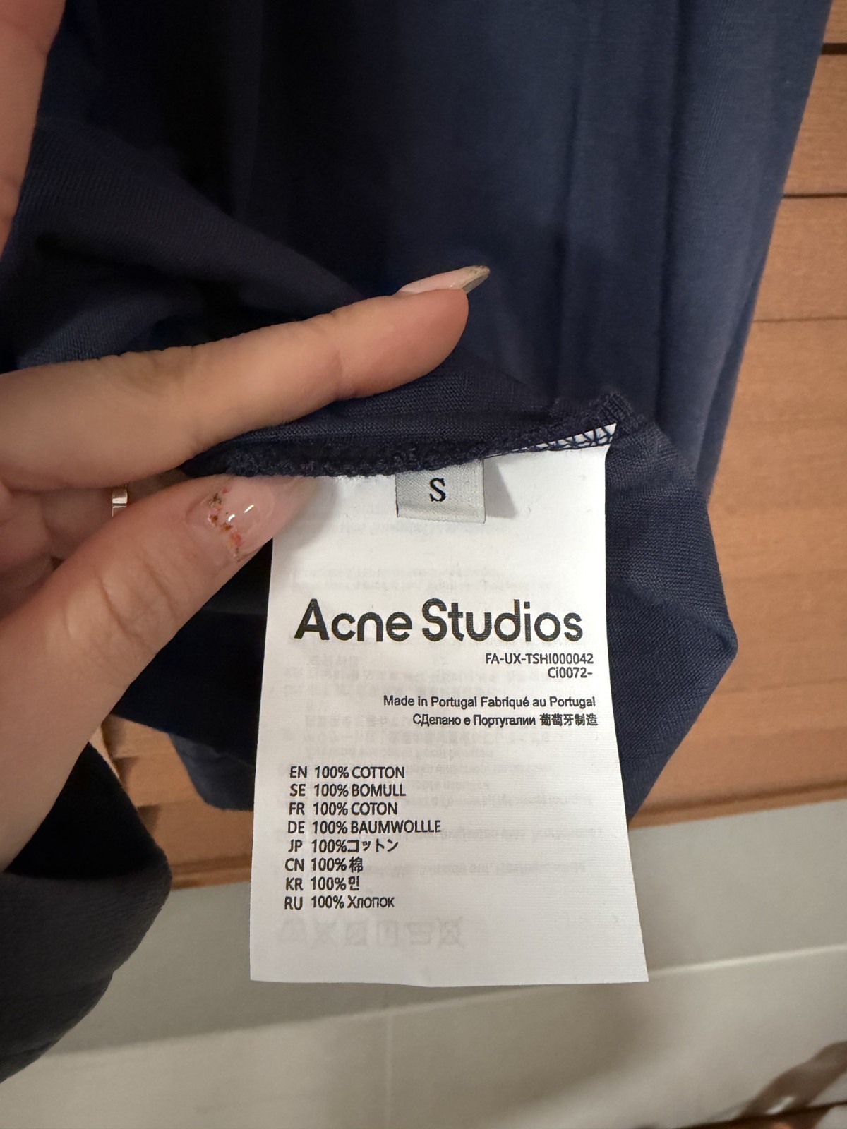 acne studios stockholm 1996 cotton top t shirt in navy blue size Small
