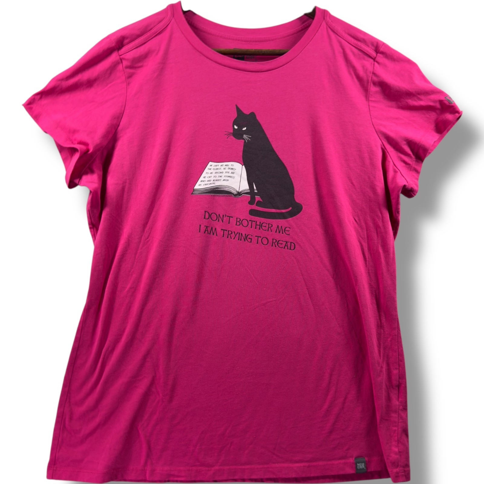 New Era T-Shirt “Don’t Bother Me I’m Trying To Read” Womens Size 2XL XXL Pink
