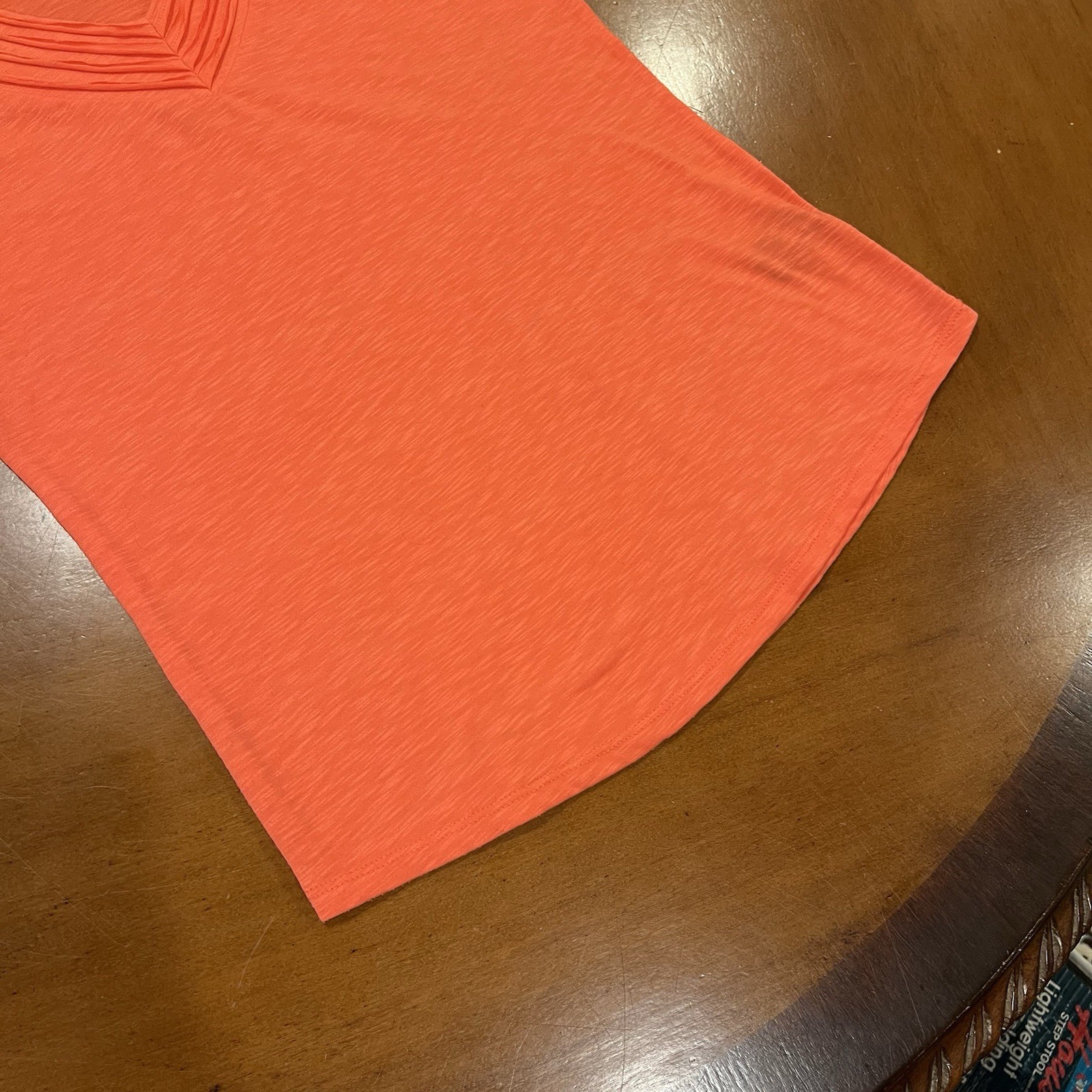 Kuhl Women’s Sora Short-Sleeve V-Neck Tee Coral Small Slub Knit Moisture Wicking