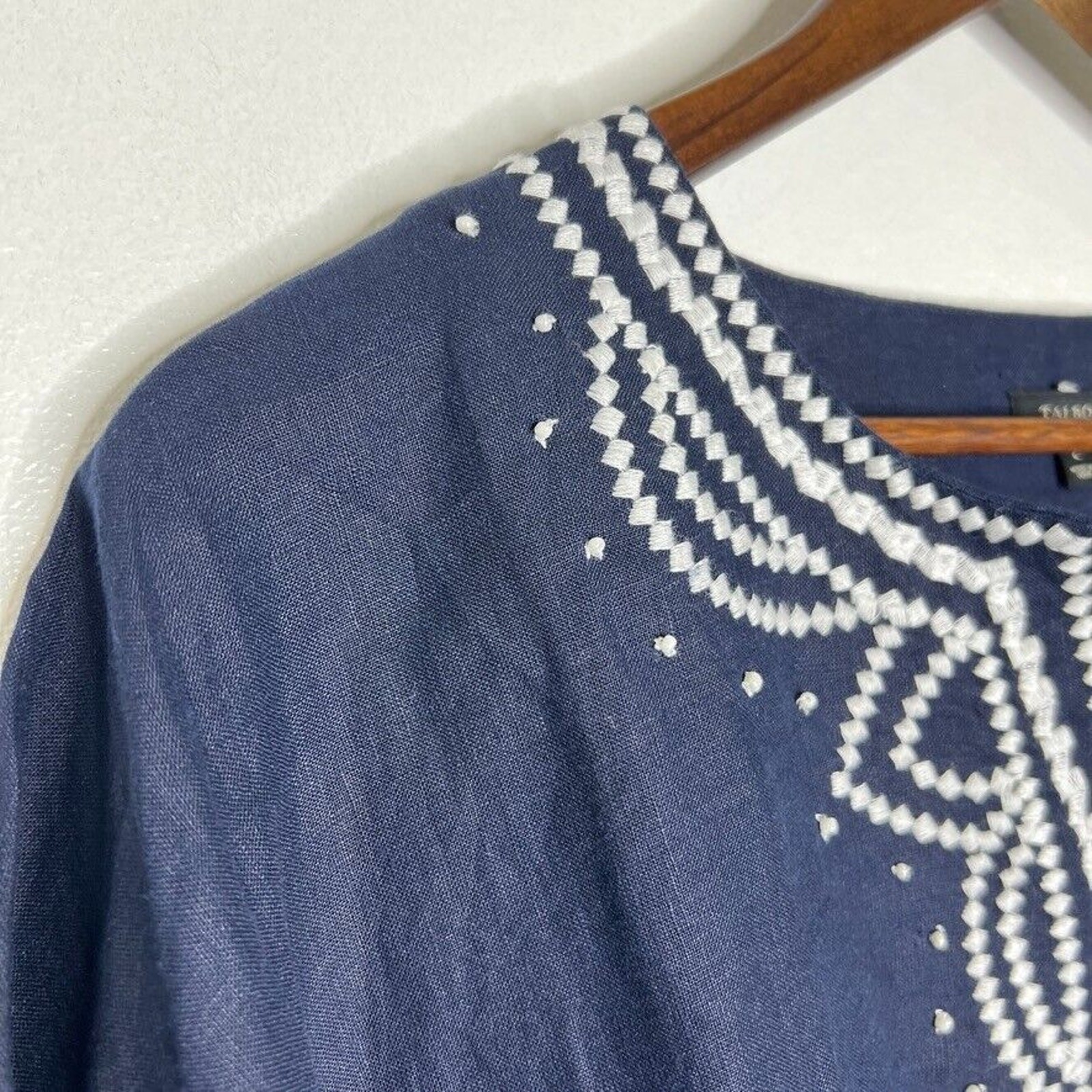 Talbots Navy Blue 100% Linen Embroidered Poncho V-neck Poncho Top L Women’s
