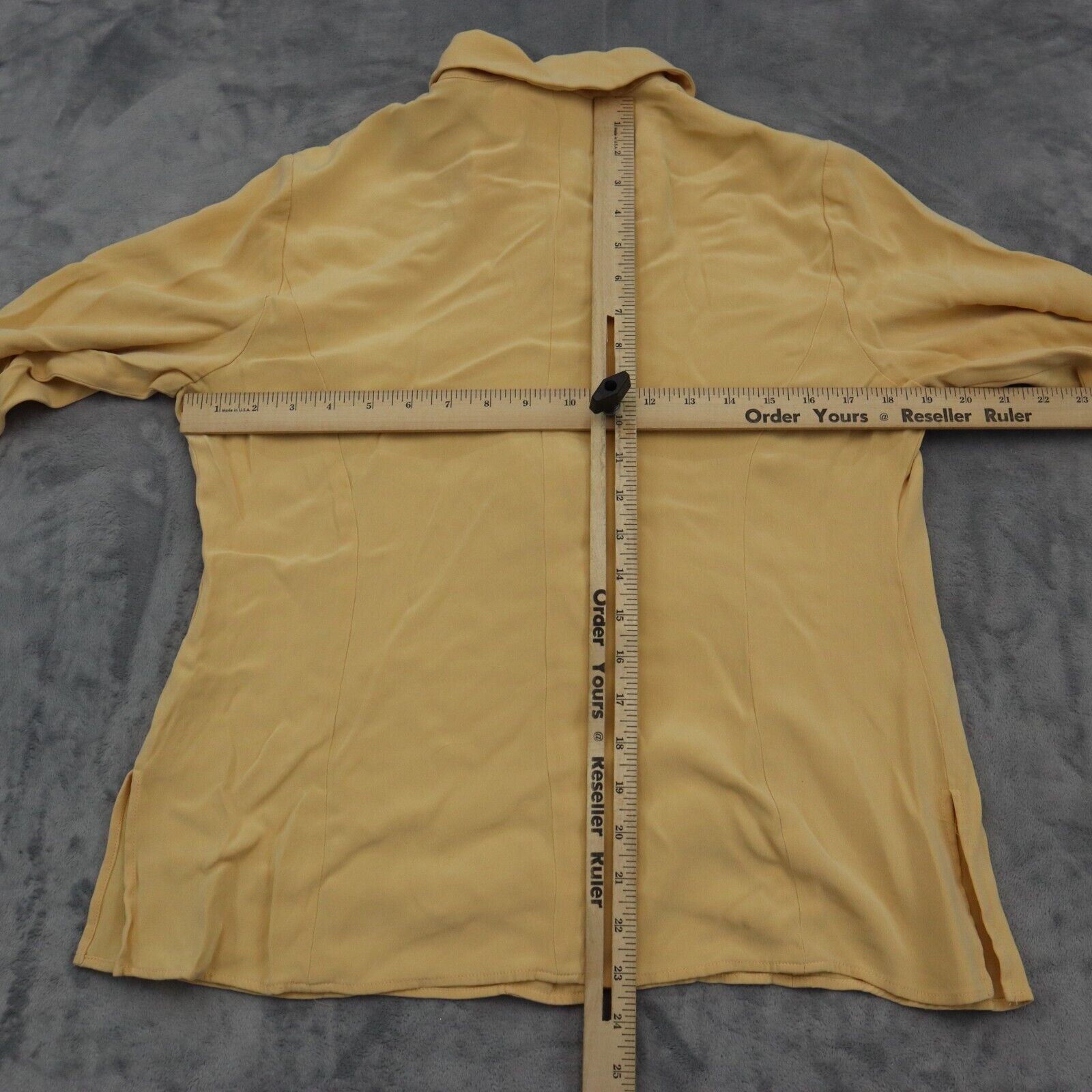 Due Per Due Shirt Womens 14 Beige Long Sleeve Side Slit Button Up Collared Top