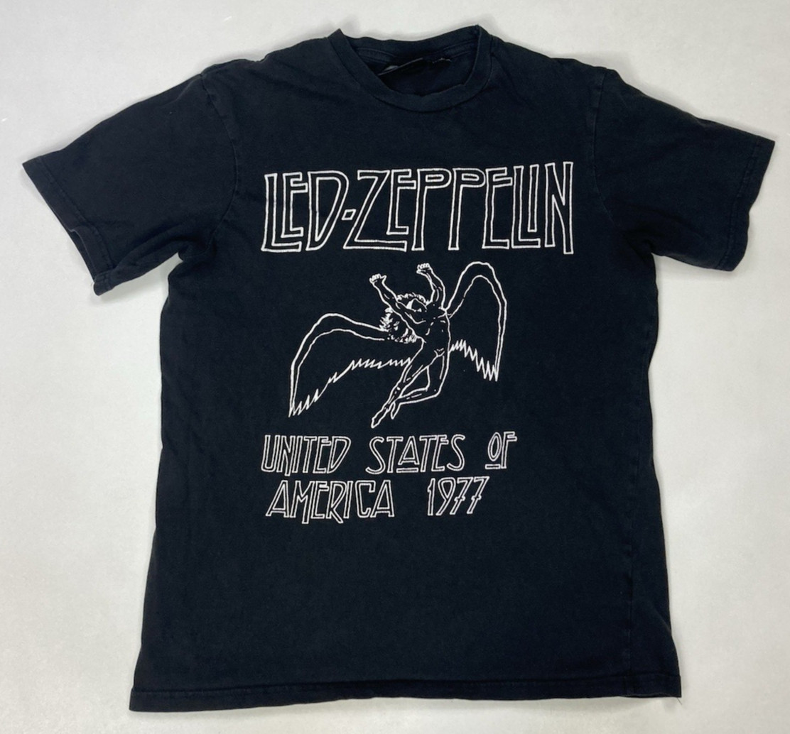 Led Zeppelin United States America 1977 Graphic T-shirt Women Small Black Music