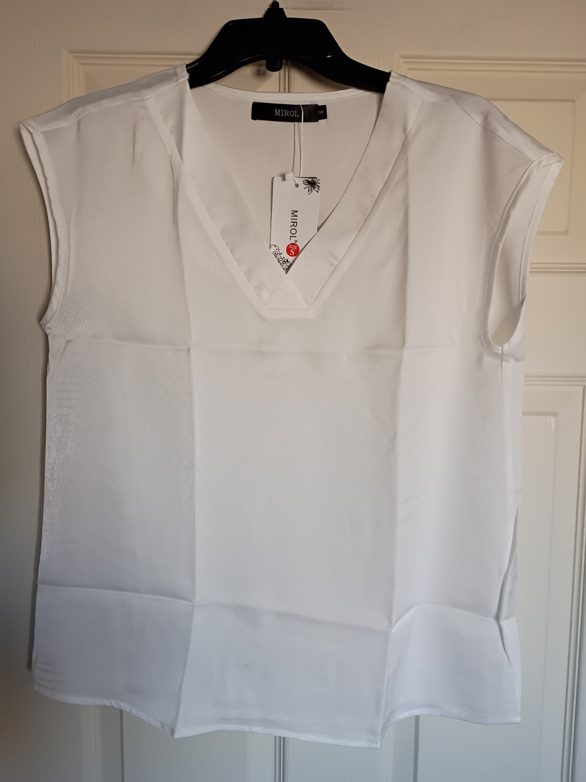 Mirol Women’s Summer V-Neck Loose Fit Shirt White Size Medium