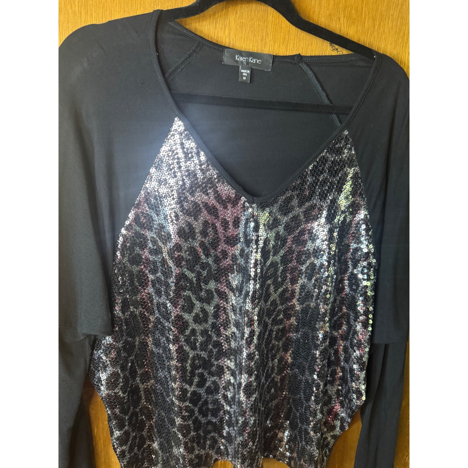 Karen Kane Women Black Sequin Leopard Print V-Neck Long Sleeve Top Medium USA