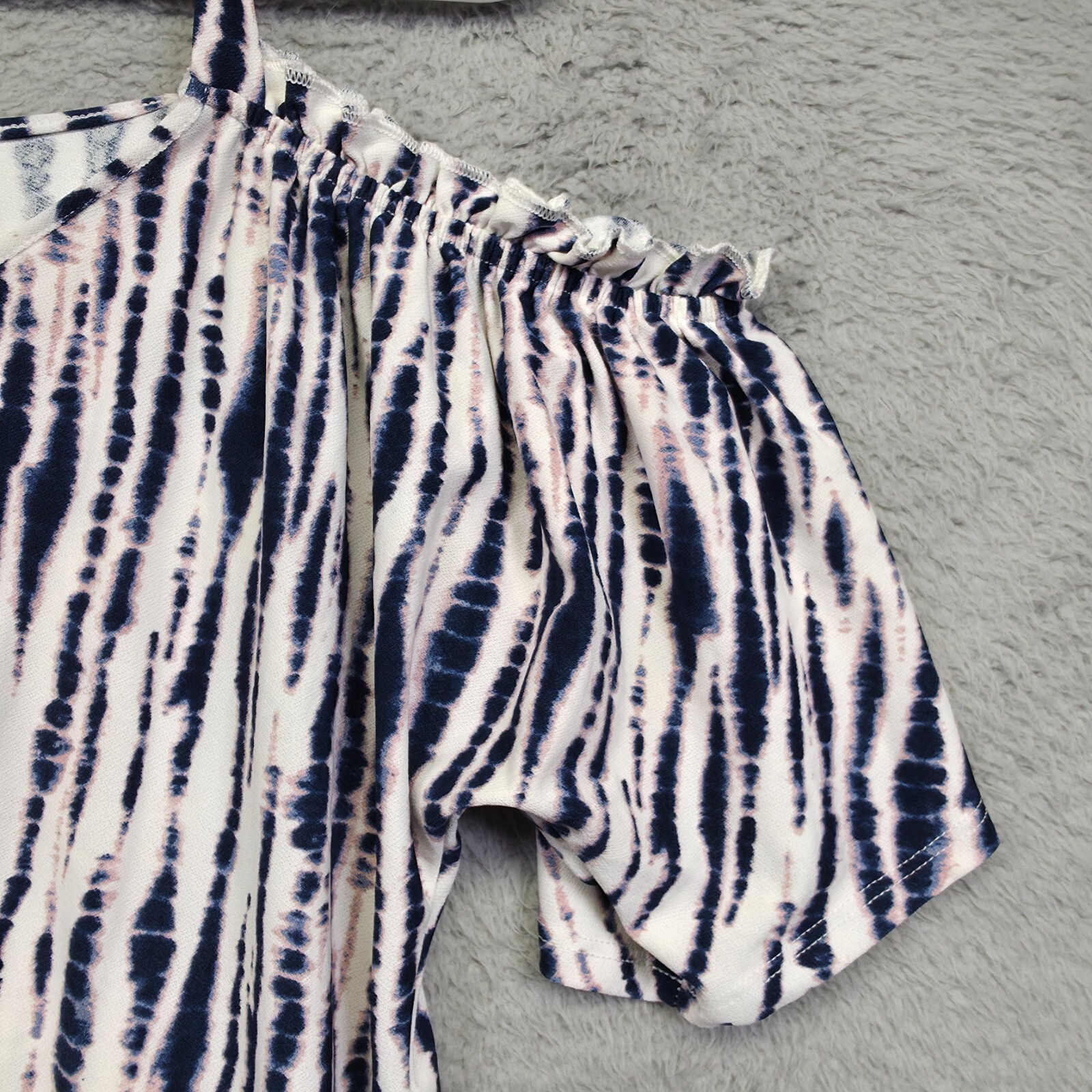 Luxology Top Womens L Blue White Cold Shoulder Ruffle Tie Hem Tie Dye Stretch