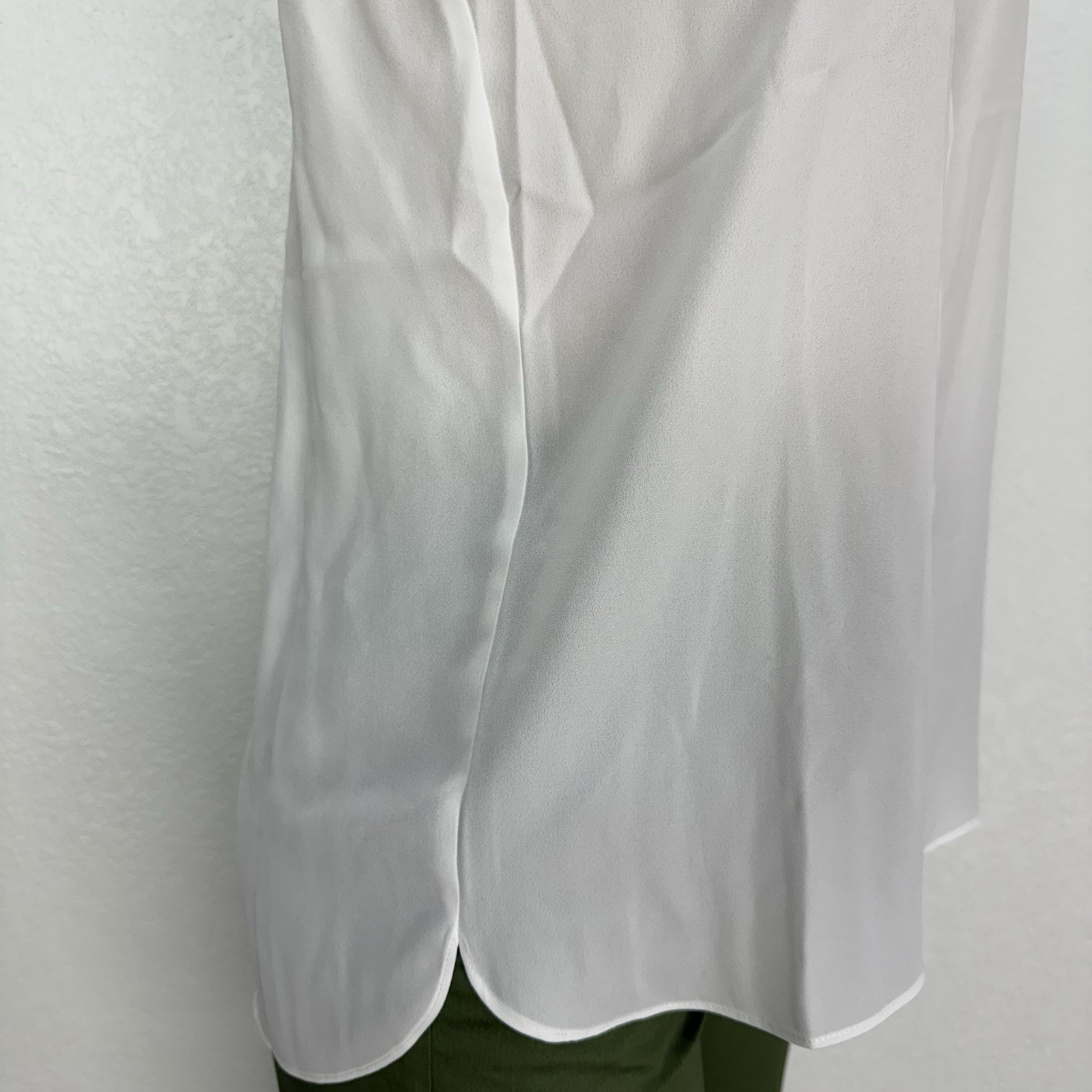 NYDJ White Pintuck Sleeveless Cami Shirt Womens Size S Casual Hiden Button Tops