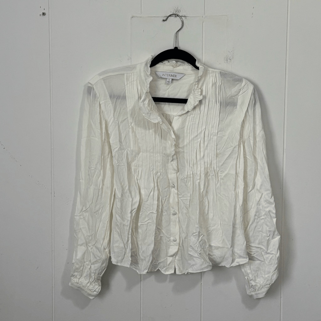 Intermix White Textured Pleated Button Down Blouse Small Classic