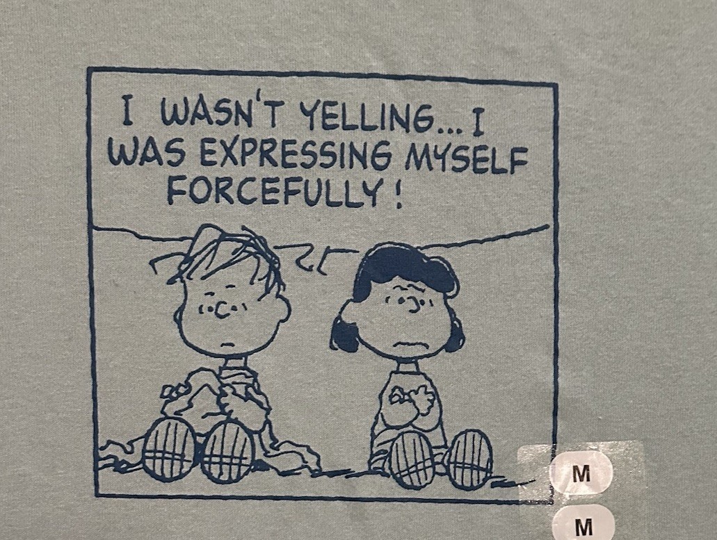 PEANUTS size medium women’s graphic funny Medium Green T-shirt NWT Lucy Linus
