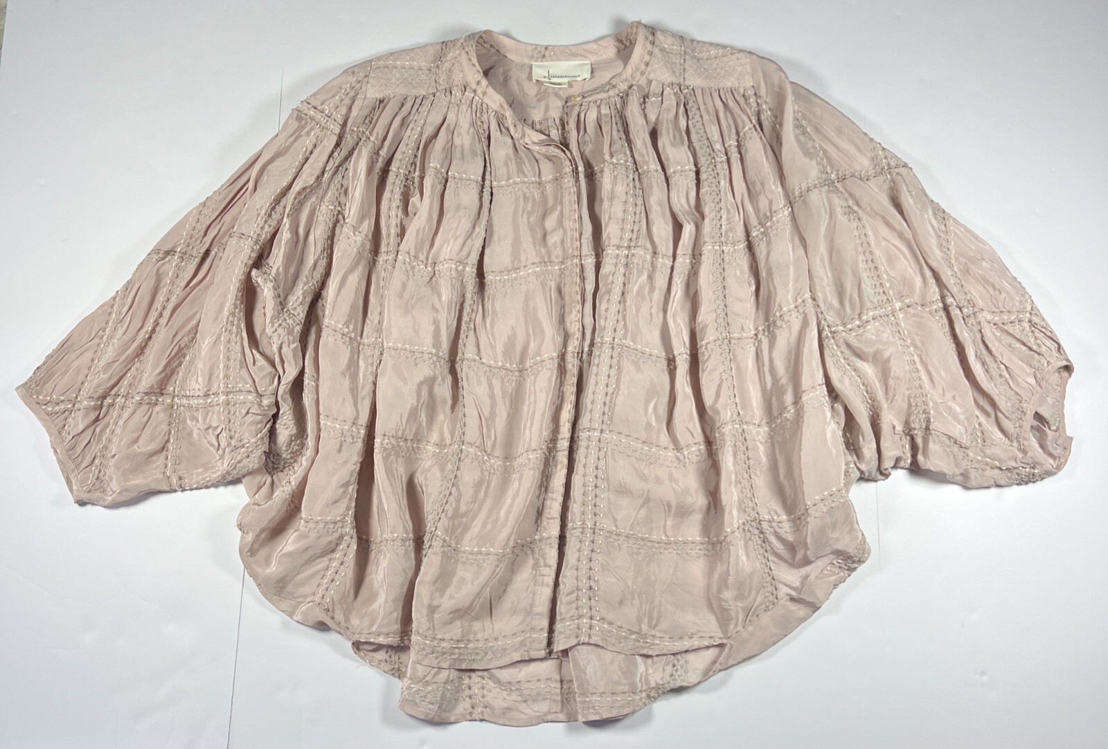 Anthropologie Sarabeth Textured Button Down Blouse Size Medium Pink Oversized