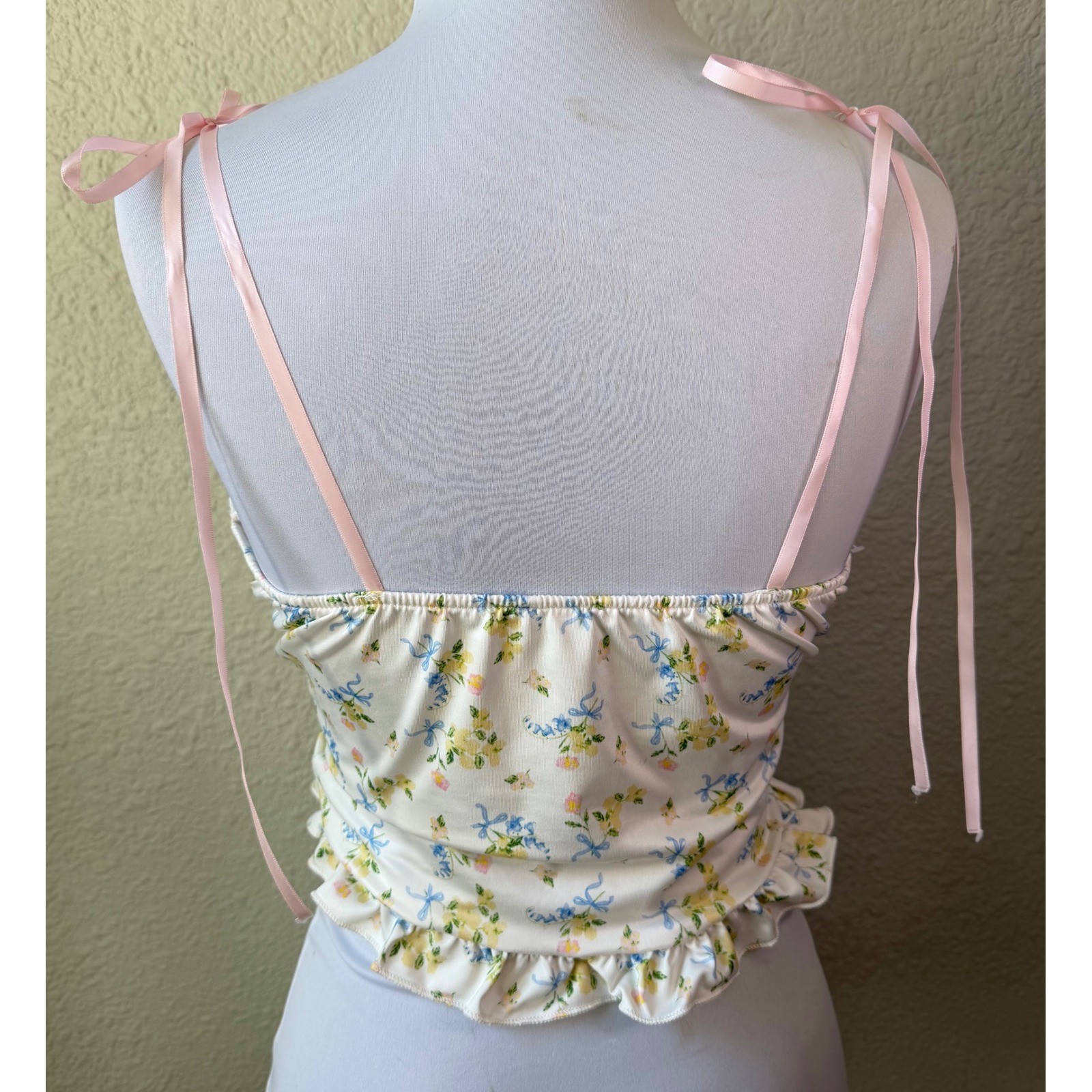 Floral Ribbon Tie Camisole Top Pink Lace Trim Ruffle Hem White Tank Medium