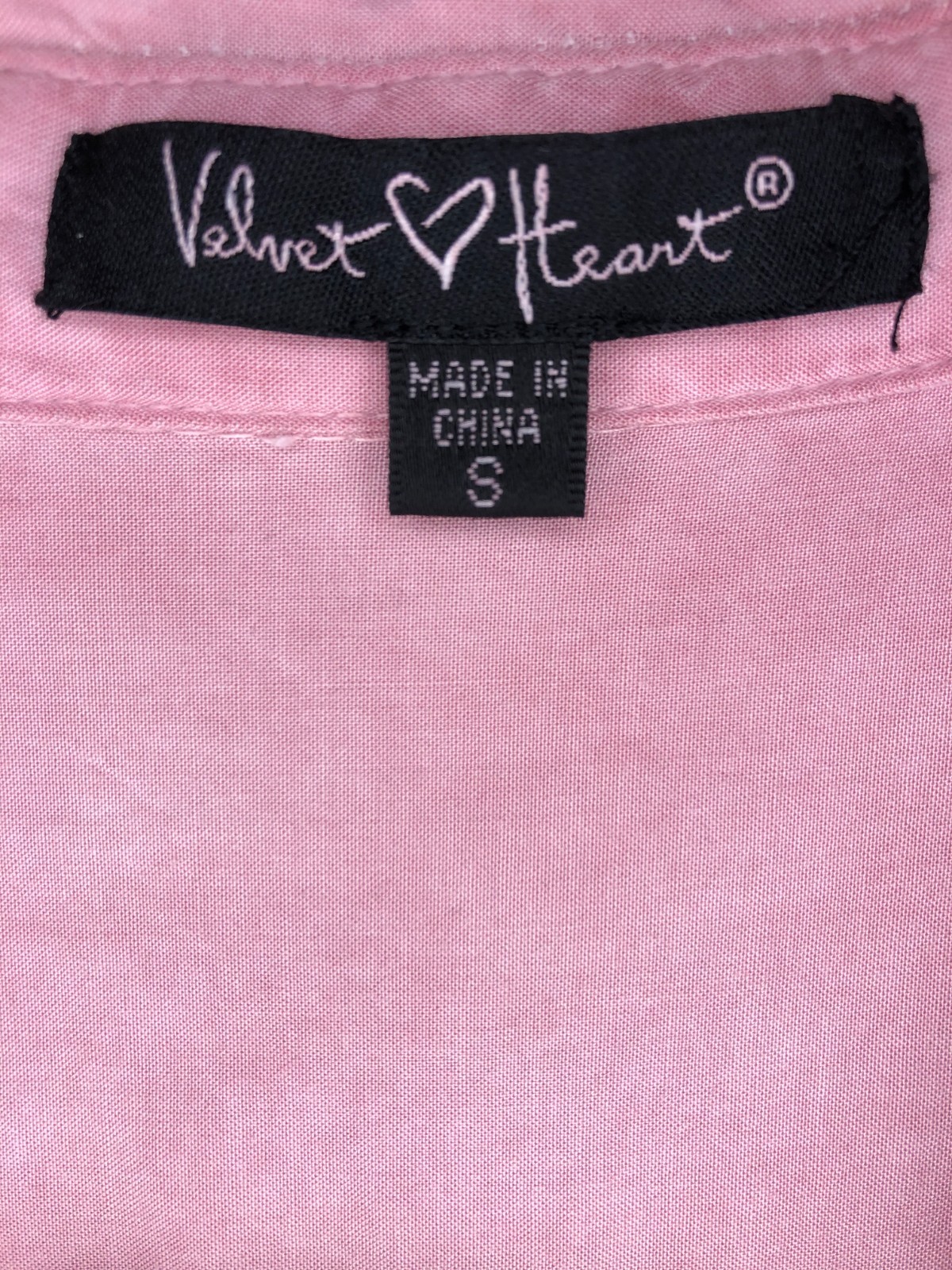 Relaxed California-Chic Womens Sandwashed Velvety Button-Down Pink Blouse Small