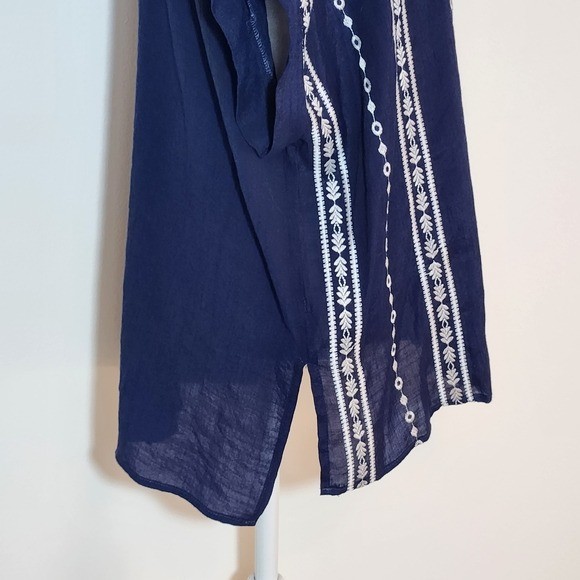 Como Black Navy Short Sleeve Button-Up Blouse Size XL