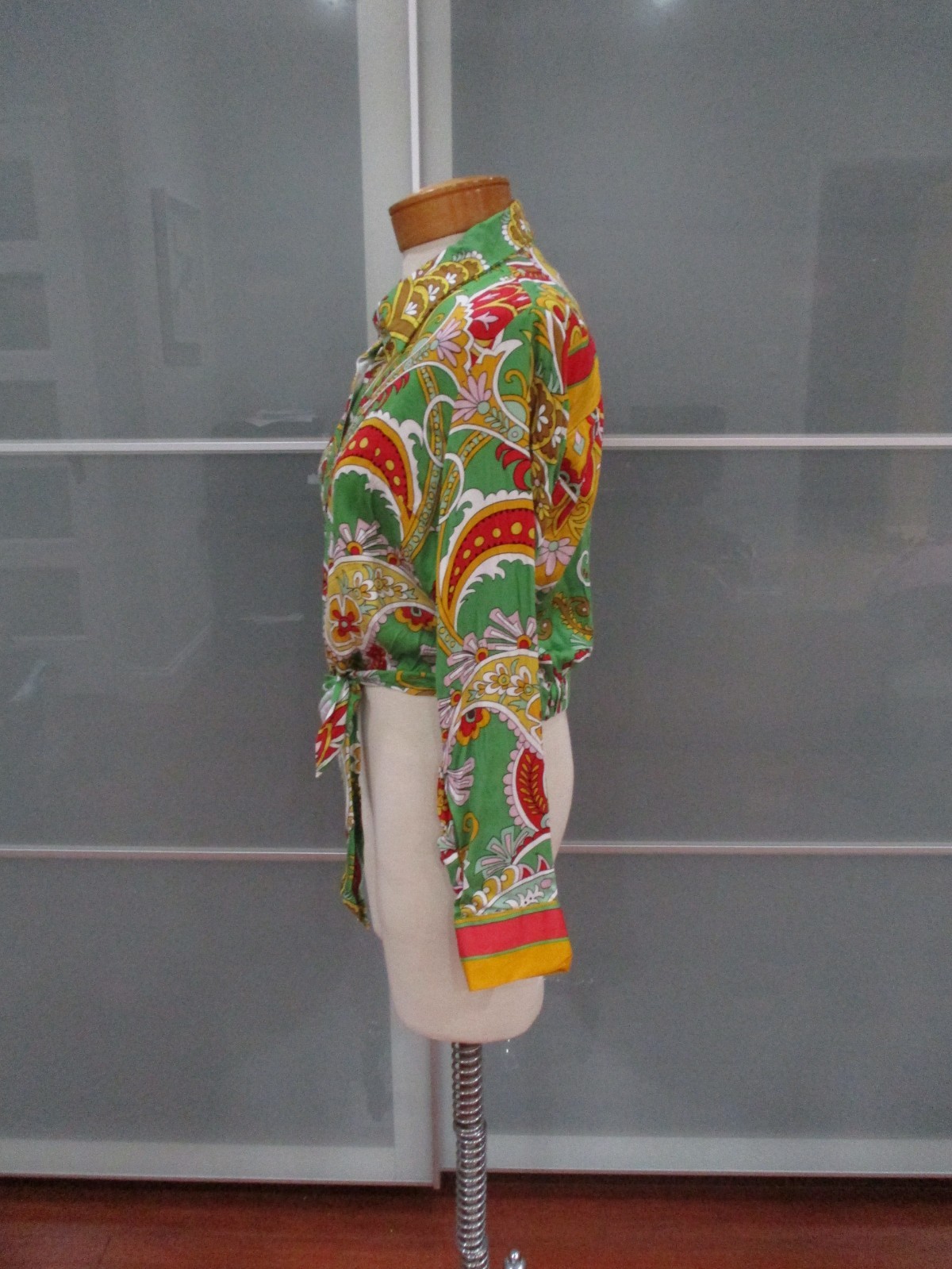 Haute Hippie Style Long Sleeve Paisley Print Tie Front Button Up Shirt Size M