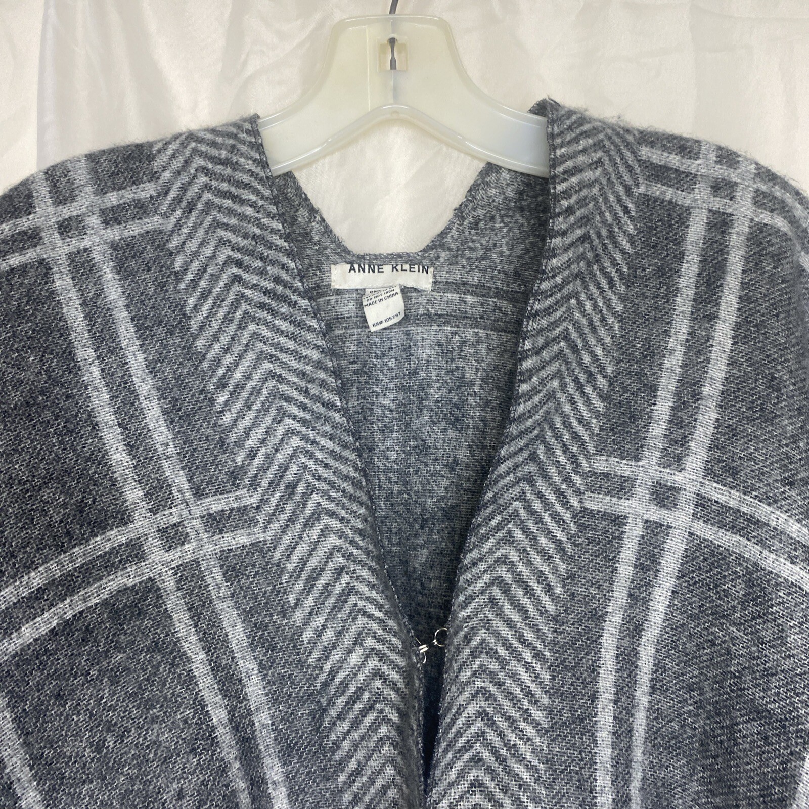 Anne Klein Women Shawl Coat Cape One Size Gray Plaid Polyester Open Outdoor City