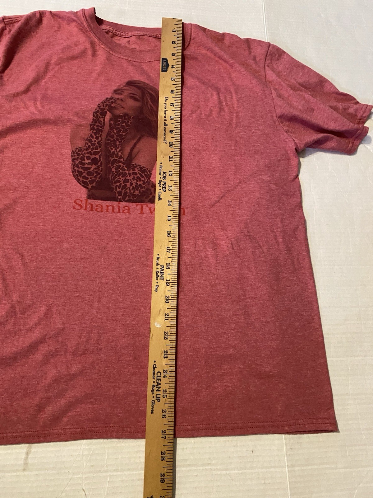 Shania Twain XL red with leopard gloves print short sleeve tee shirt no tag