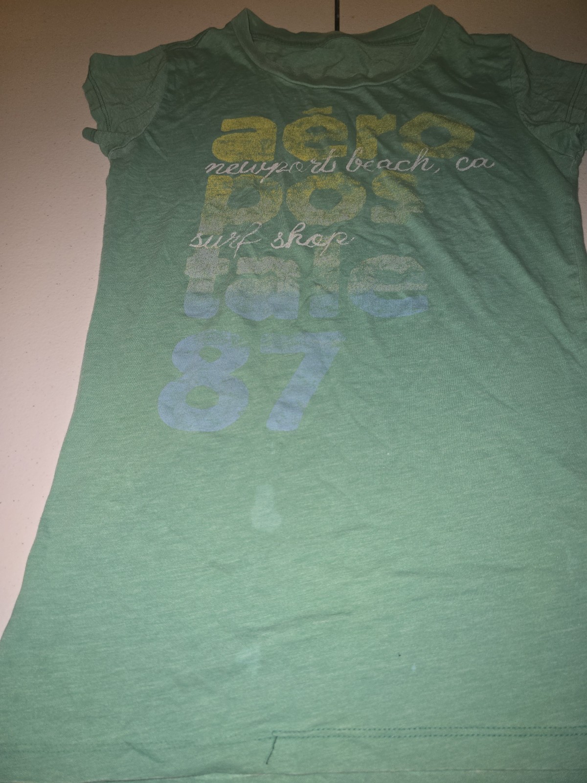 Aero Women’s Green Beach Graphic Print Tee Crew Neck Short Sleeve Jersey