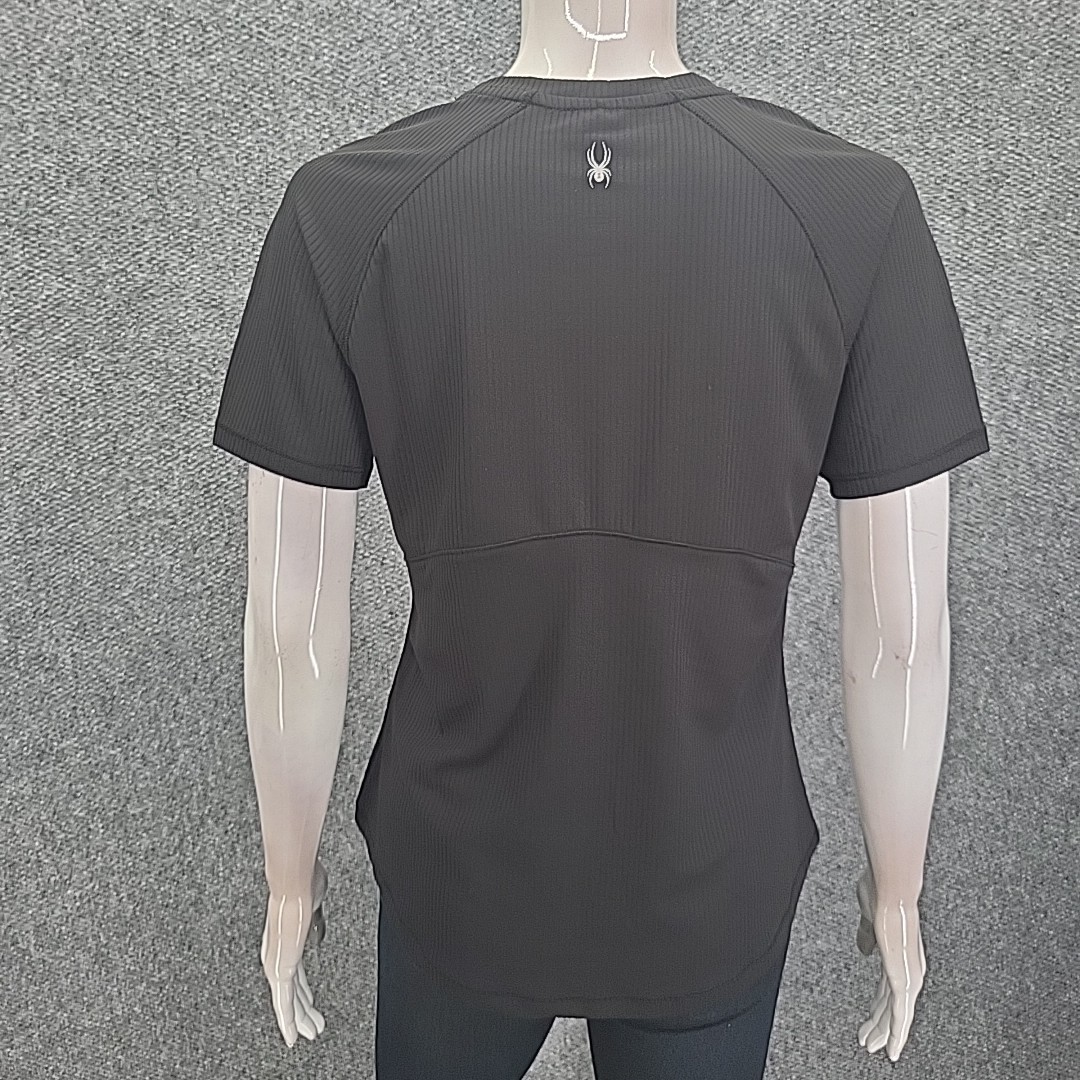 Women’s Active Top Medium Sz Black Ribbed Tee Shirt UPF 50+ Stretchy Wicking Top