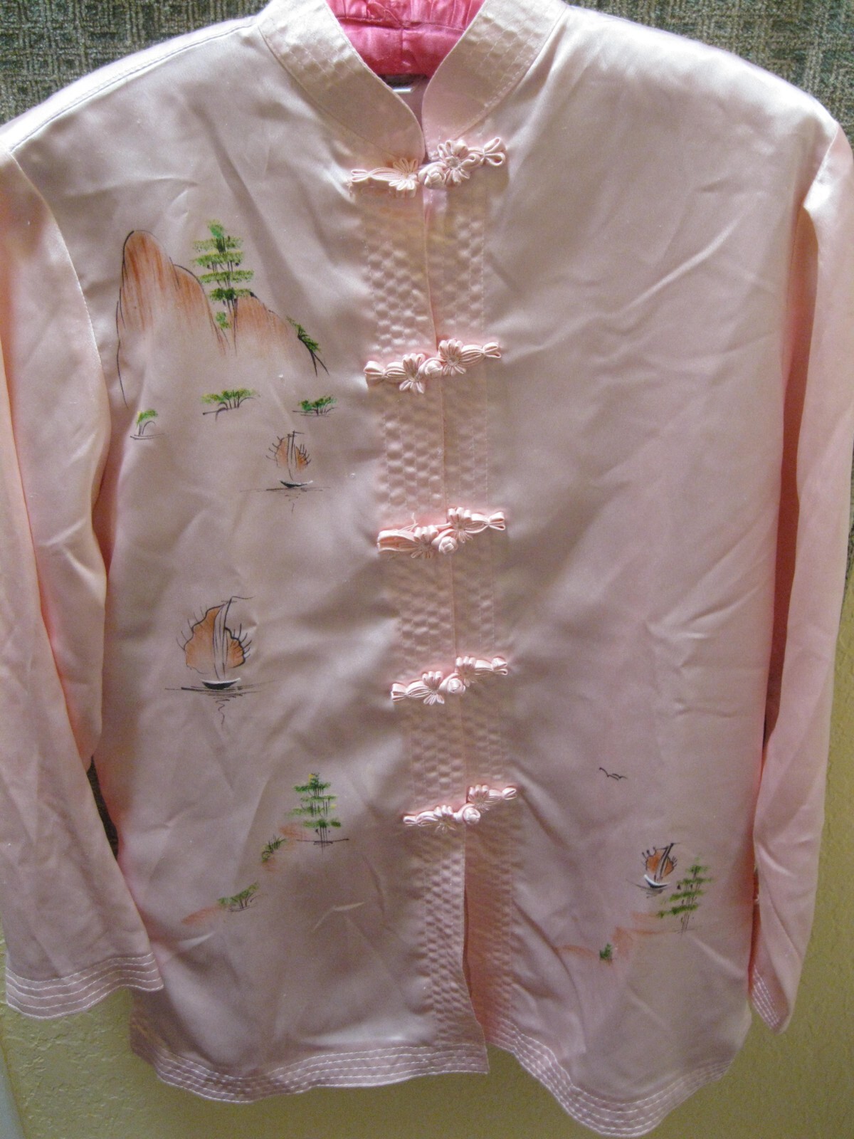 VIETNAM, PINK ASIAN STYLE BLOUSE NEW,W/ FROG FASTENERS , L/S.SZ. XS/S.