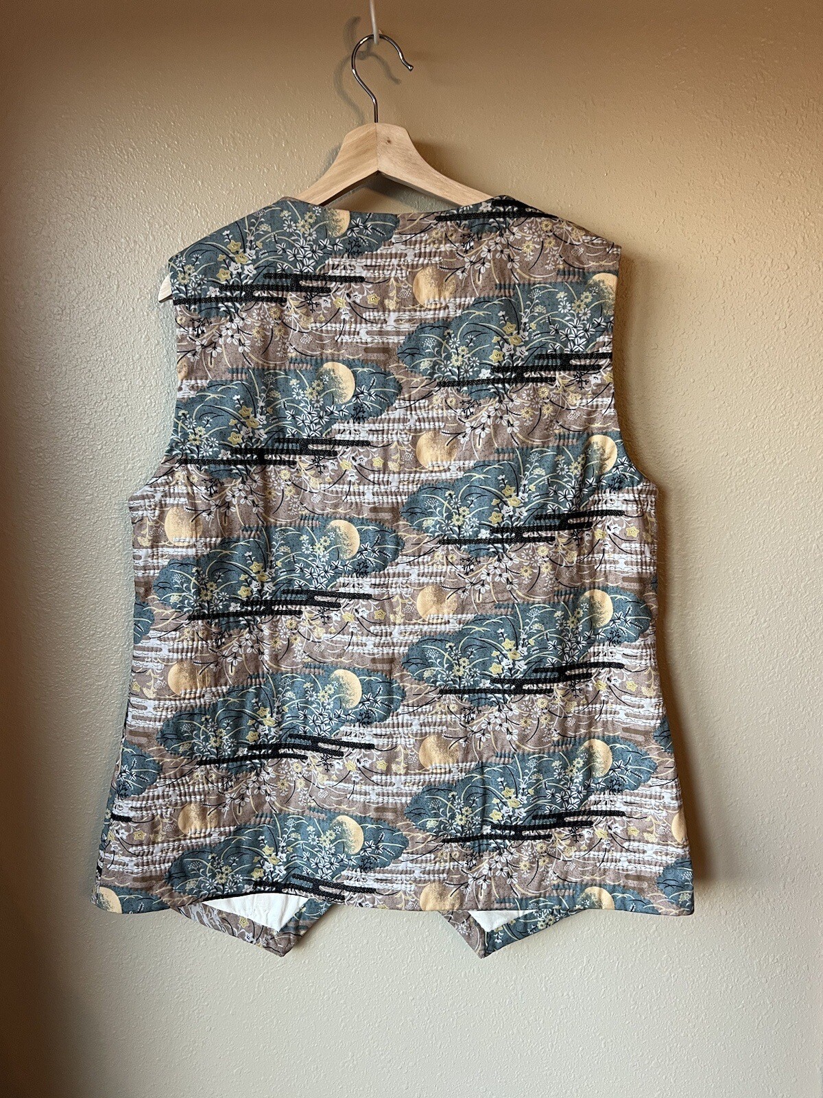 VTG Handmade Quilted Vest Granny Women’s Size M/L Charms Moon Flowers Boho 90’s