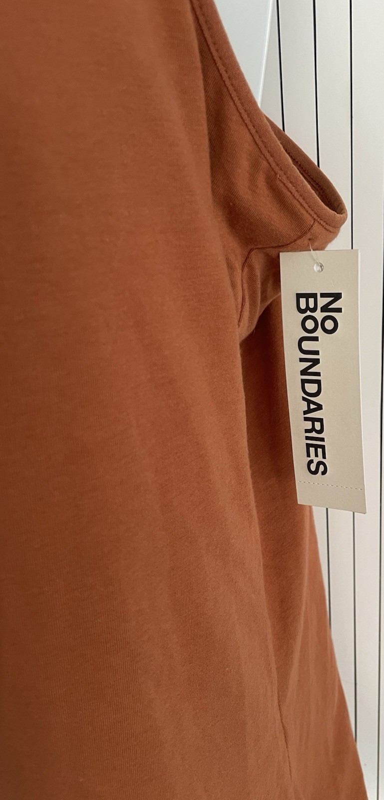 NWT No Boundaries Rust Brown Spaghetti Strap Built in Bra Tank Top XXL (19)