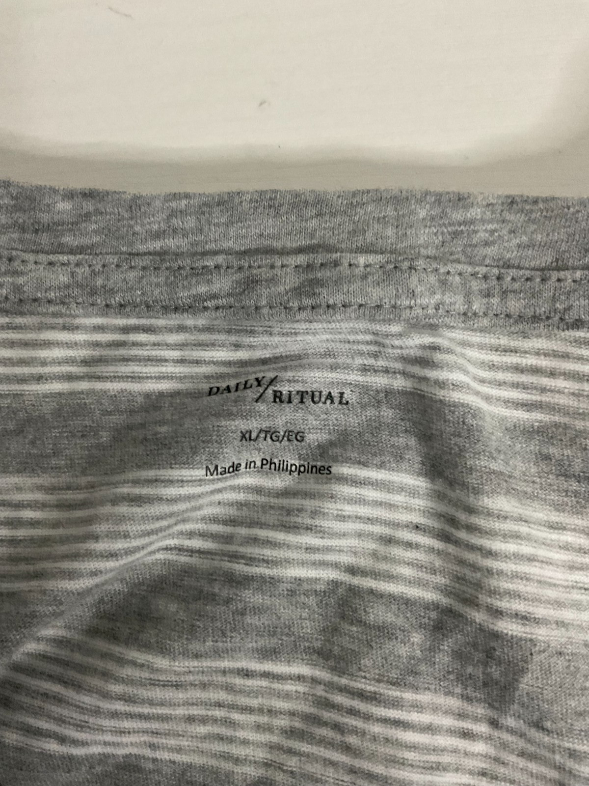 Lot of 2 Daily Ritual Women’s T-Shirt Top Short Sleeve White & Gray Stripe XL