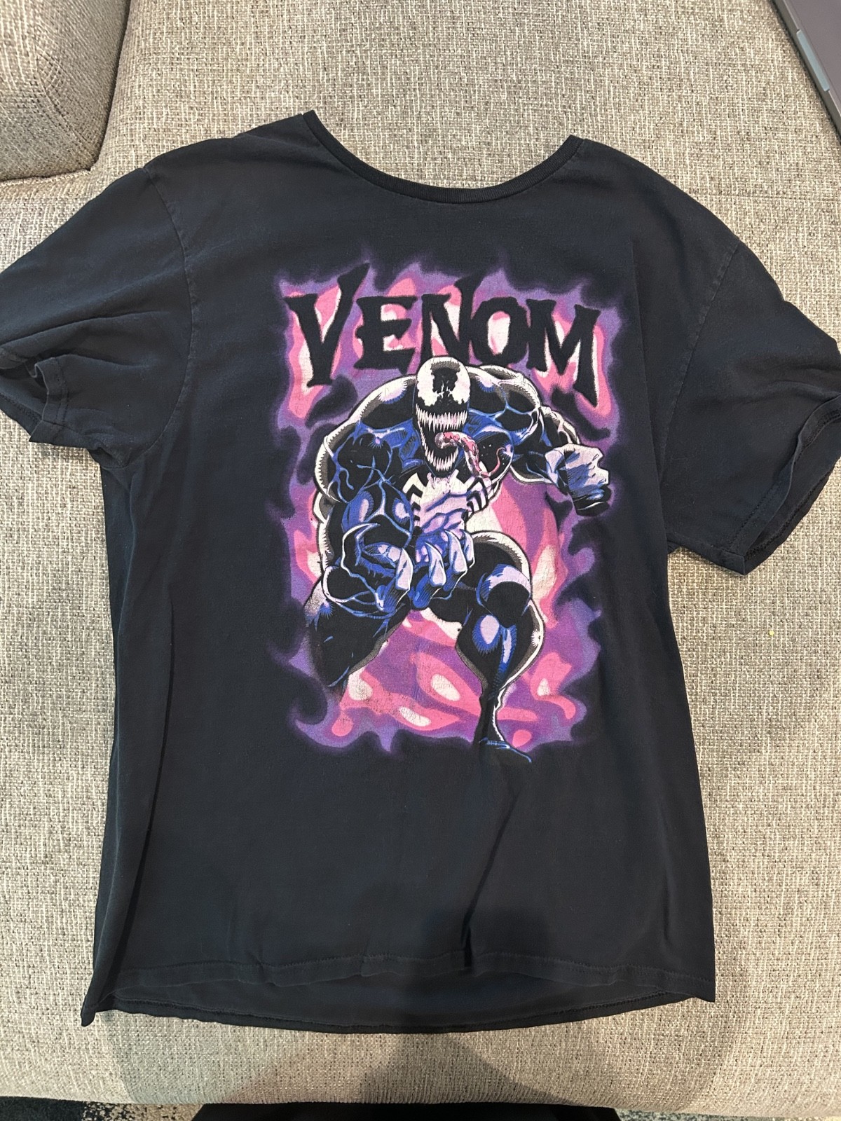 Women’s Medium Venom T-Shirt