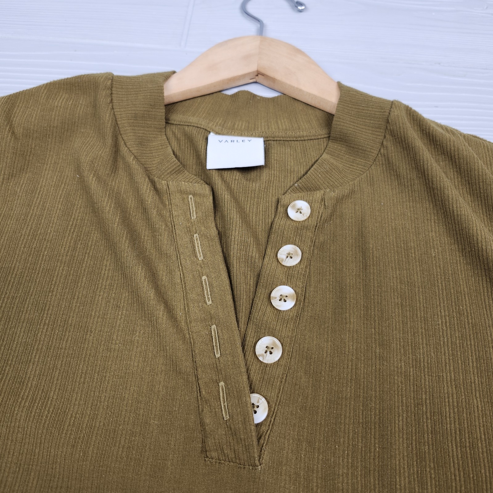 Varley Kasey Mock Placket Rib T Olive Casual Classy Comfort Womens Medium