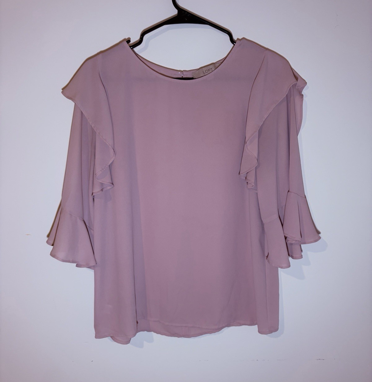 LOFT Pink Solid Ruffle Flutter Sleeve Chiffon Round Neck Blouse Polyester S
