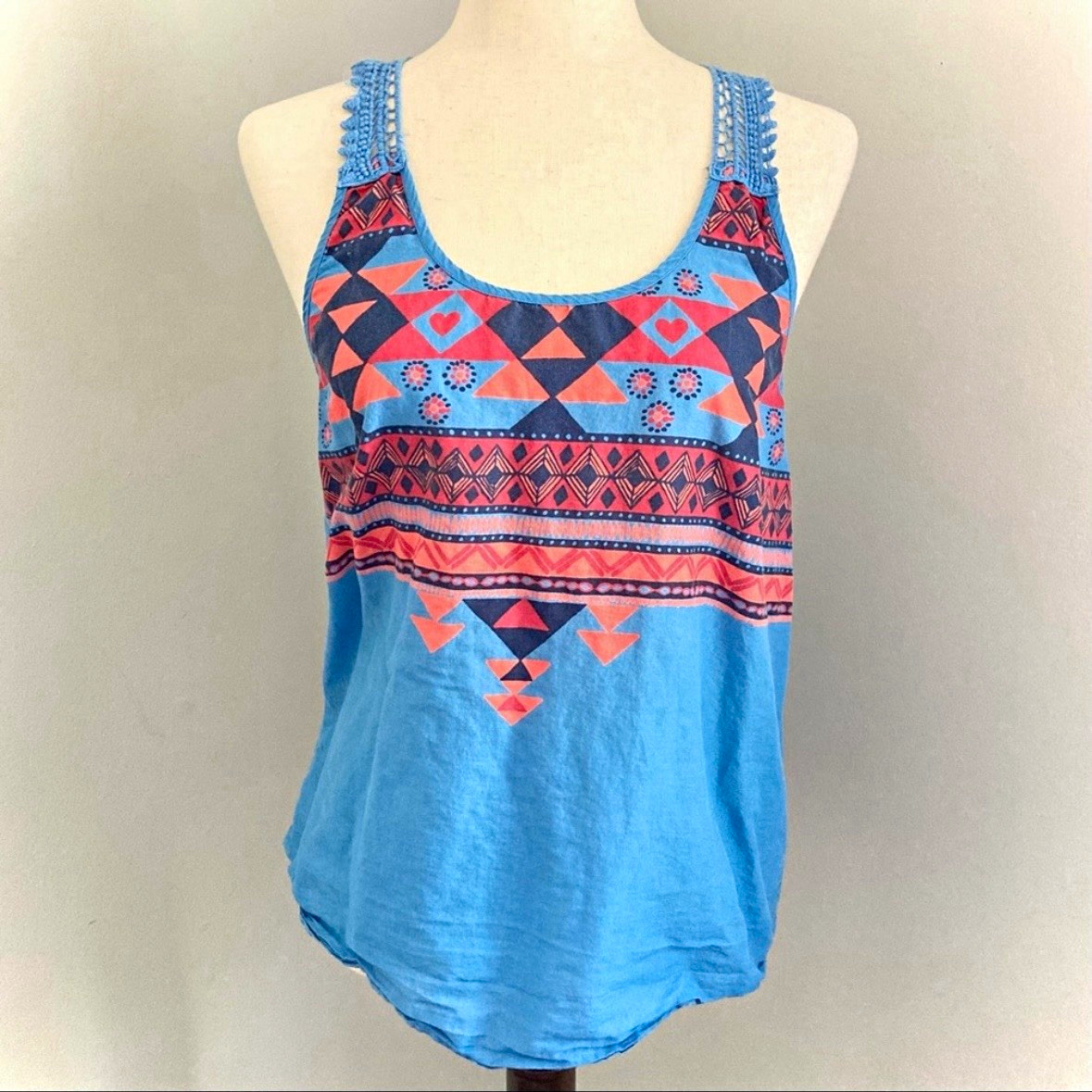 Divided by H&M Blue Geometric Scoop Neck Crochet Lace Back Racerback Tank 12